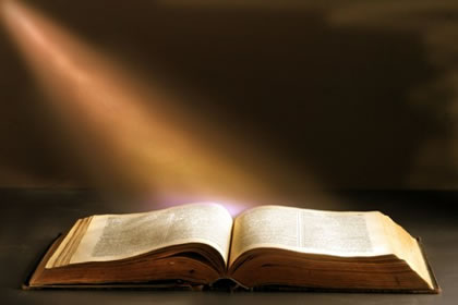 ¿Por qué la Biblia Católica tiene más libros que la protestante?