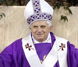 Un «máster» para novios, la última propuesta de Benedicto XVI